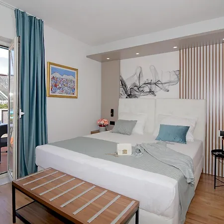 Antea With Free Parking Guest house