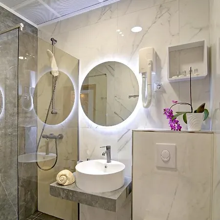 Antea With Free Parking Maison d'hôtes