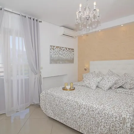 Maison d'hôtes Antea With Free Parking 4*