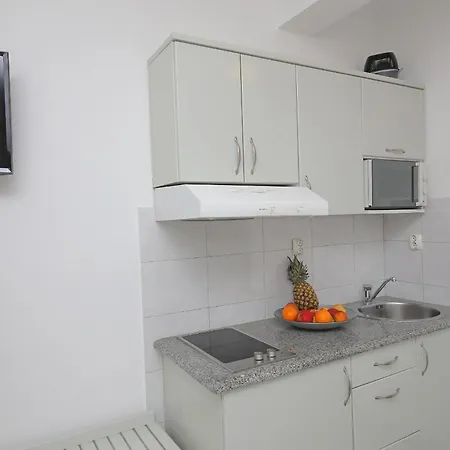 Antea With Free Parking Πανσιόν