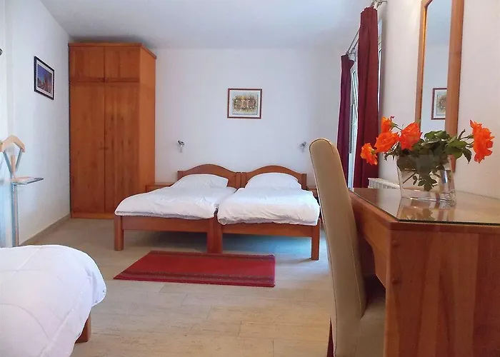 Guest house Antea With Free Parking 4*