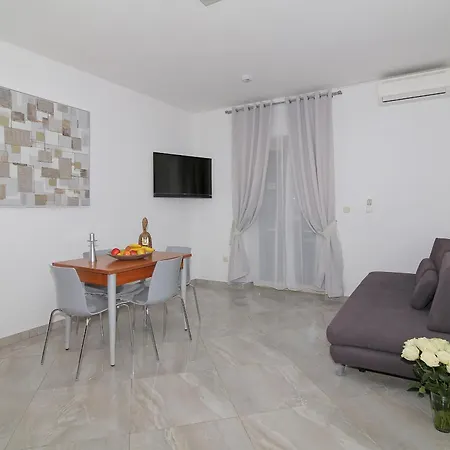 Antea Gostinjska kuća 4*